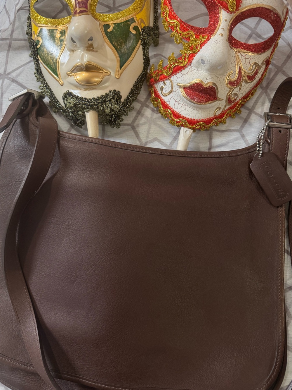 COACH 💯% Authentic Brown Leather Shoulder Hobo Messenger flap-over Bag — EUC